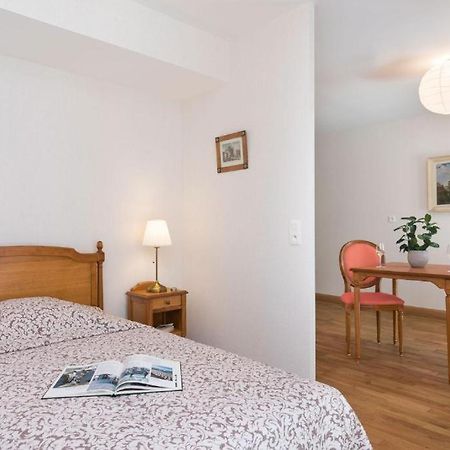 Medicis Home Dijon Les Petites Roches Exterior photo