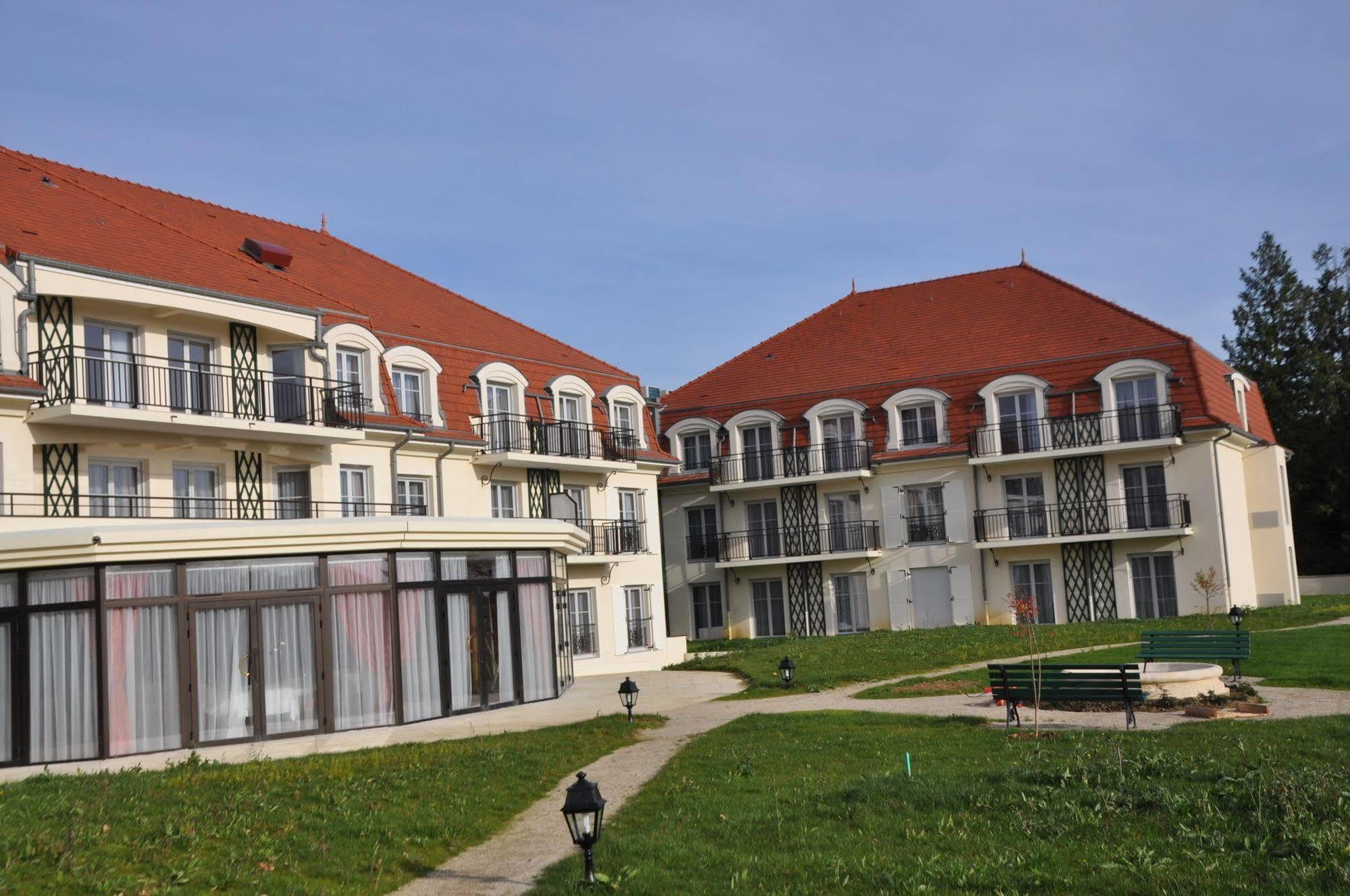 Medicis Home Dijon Les Petites Roches Exterior photo
