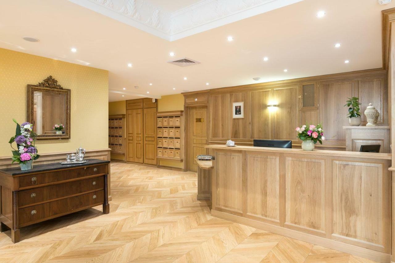 Medicis Home Dijon Les Petites Roches Exterior photo