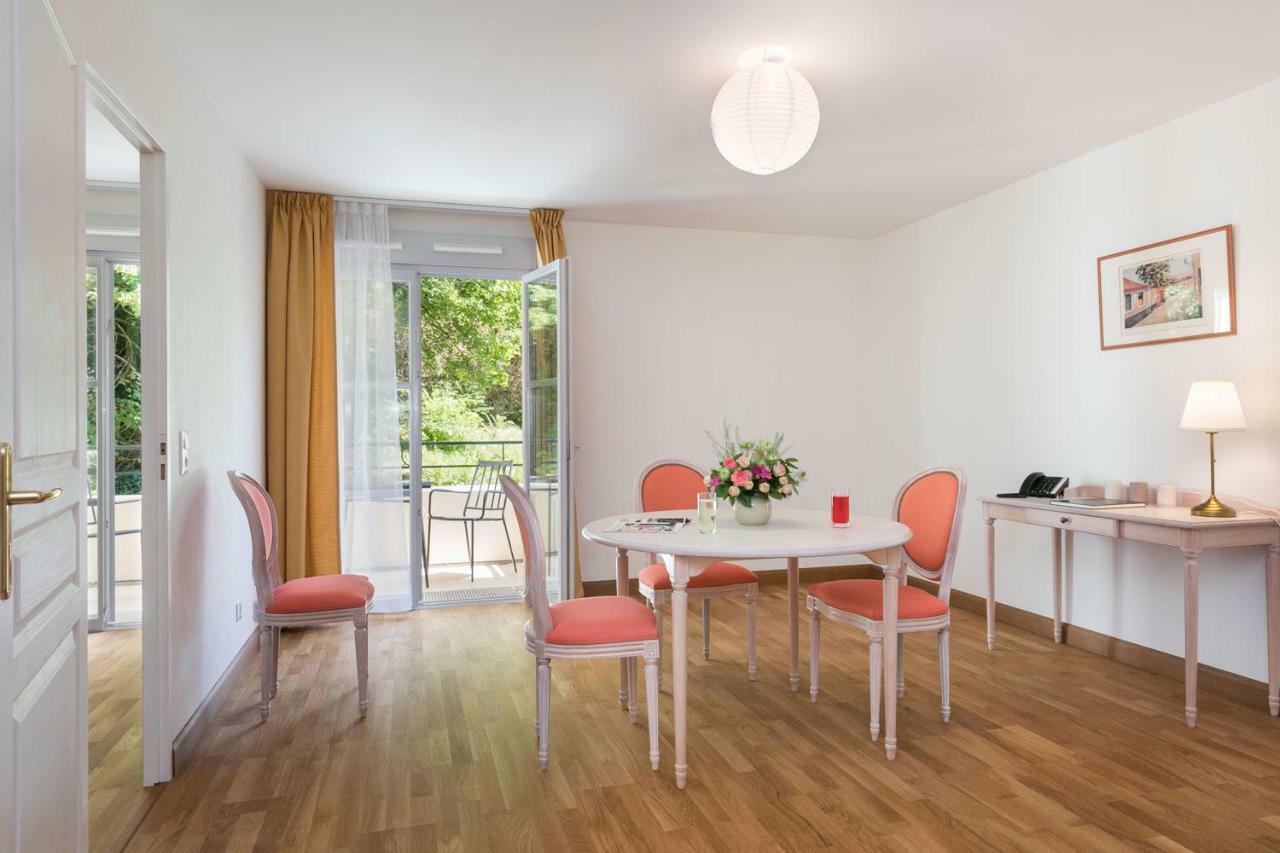 Medicis Home Dijon Les Petites Roches Exterior photo